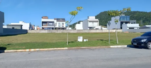 Lote/Terreno à venda, 400m² no Beira Rio, Biguaçu