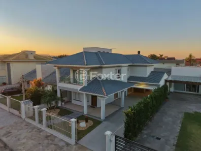 Casa com 3 Quartos à venda, 260m² no Capão da Canoa, Capão da Canoa