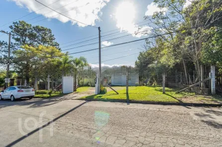 Casa com 2 Quartos à venda, 228m² no Vila Nova, Porto Alegre