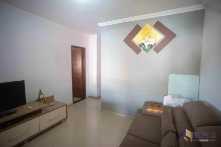 Casa com 3 Quartos à venda, 400m² no Estrela do Oriente, Belo Horizonte