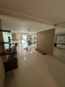 Casa com 4 Quartos para alugar, 225m² no Chácara das Pedras, Porto Alegre