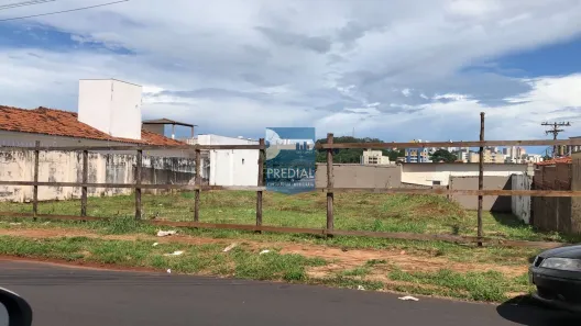 Lote/Terreno à venda, 580m² no Jardim Bandeirantes, São Carlos