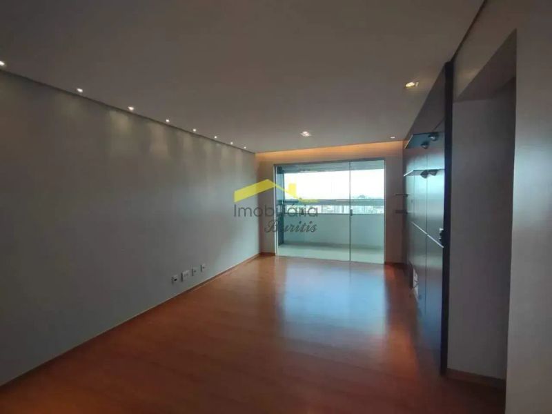 Apartamento com 3 quartos — Buritis, Belo Horizonte