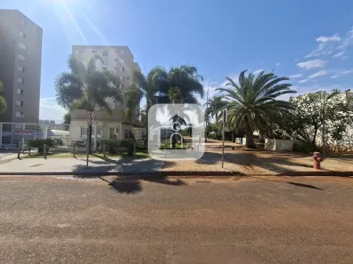 Apartamento com 2 Quartos para alugar, 53m² no Jardim Inconfidência, Uberlândia