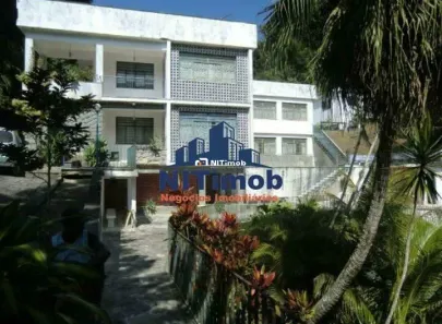 Casa com 8 Quartos à venda, 300m² no Muriqui, Niterói