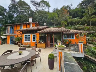 Casa de Condomínio com 3 Quartos à venda, 300m² no Araras, Petrópolis