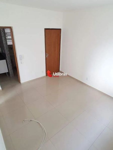 Apartamento com 2 quartos — Sagrada Família, Belo Horizonte
