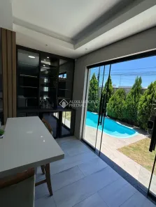 Sobrado com 2 Quartos à venda, 127m² no Nova Palhoça, Palhoça