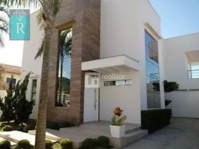 Casa com 3 Quartos à venda, 360m² no Ingleses do Rio Vermelho, Florianópolis