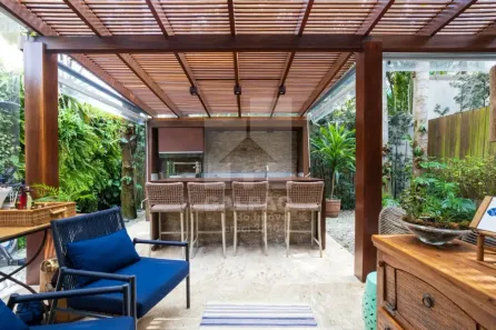 Sobrado com 3 Quartos à venda, 350m² no Real Parque, São Paulo