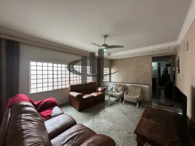 Sobrado com 4 Quartos à venda, 136m² no Olímpico, São Caetano do Sul