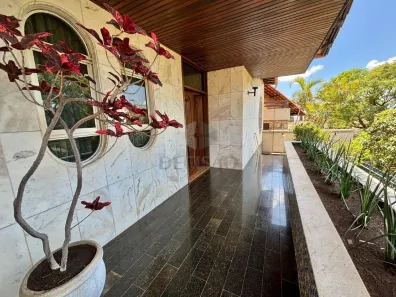 Casa com 6 Quartos à venda, 350m² no Belvedere, Belo Horizonte