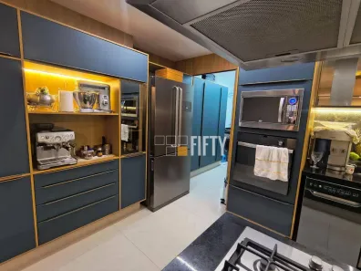 Apartamento com 3 Quartos para alugar, 167m² no Jardim das Acácias, São Paulo