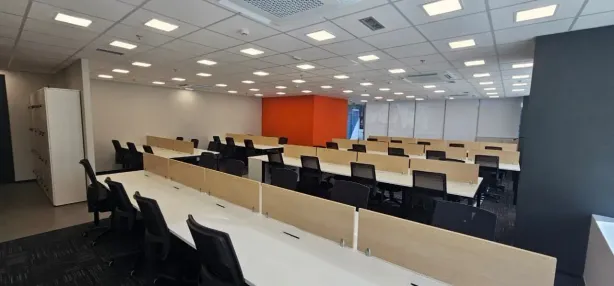 Sala Comercial para alugar, 324m² no Vila Cordeiro, São Paulo