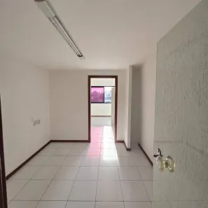 Sala Comercial para alugar, 37m² no Federação, Salvador