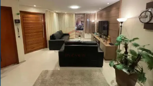 Sobrado com 3 Quartos à venda, 197m² no Jardim Teresa, São Paulo