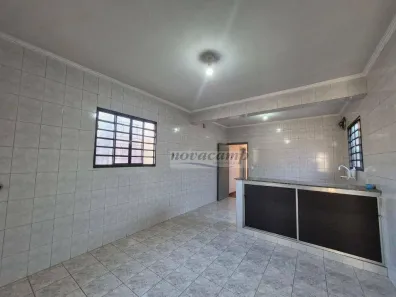 Casa com 3 Quartos para alugar, 99m² no Jardim García, Campinas