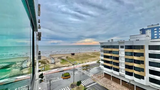Apartamento com 5 Quartos à venda, 180m² no Capão da Canoa, Capão da Canoa