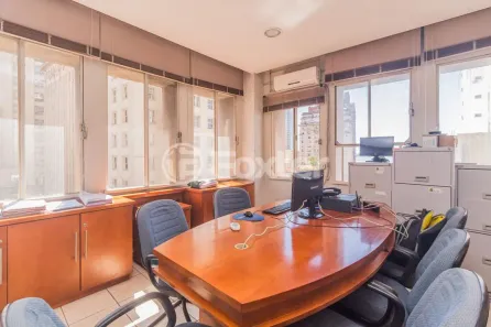 Sala Comercial à venda, 123m² no Centro Histórico, Porto Alegre