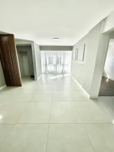 Apartamento com 2 Quartos para alugar, 81m² no Kobrasol, São José