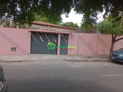 Casa com 4 Quartos à venda, 195m² no Fátima, Teresina