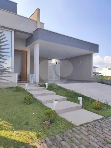 Casa de Condomínio com 3 Quartos à venda, 220m² no Cézar de Souza, Mogi das Cruzes