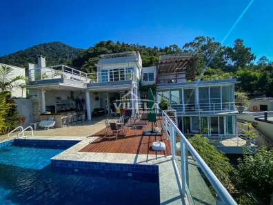 Sobrado com 3 Quartos à venda, 252m² no Cigarras, São Sebastião