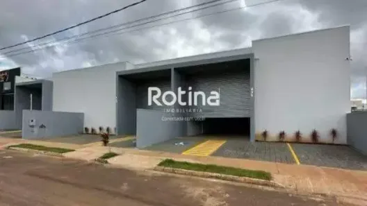 Galpão/Depósito/Armazém para alugar, 240m² no Grand Ville, Uberlândia
