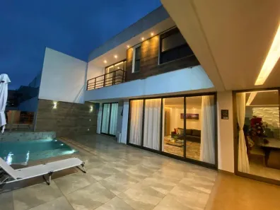 Casa com 4 Quartos para alugar, 305m² no Buritis, Belo Horizonte