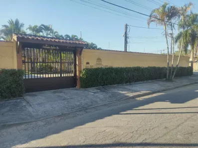 Casa de Condomínio com 2 Quartos à venda, 60m² no Jardim Britânia, Caraguatatuba