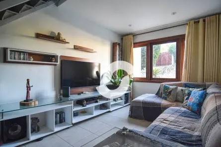 Casa de Condomínio com 4 Quartos à venda, 254m² no Vila Progresso, Niterói