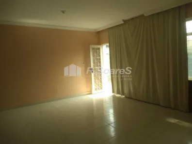 Casa com 2 Quartos à venda, 120m² no Bento Ribeiro, Rio de Janeiro