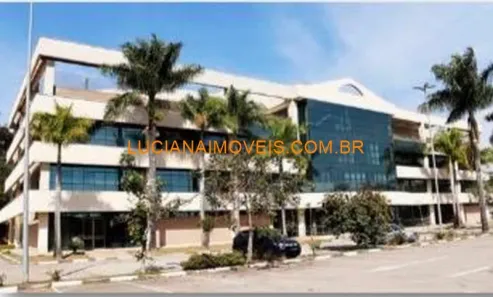 Prédio Comercial para alugar, 7012m² no Residencial Sol Nascente, São Paulo