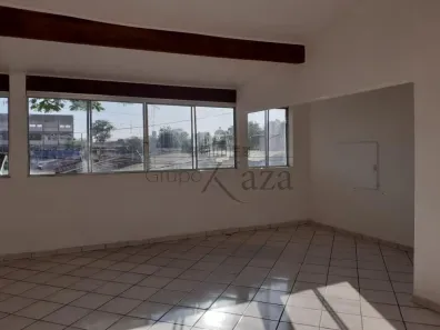 Imóvel Comercial com 4 Quartos à venda, 241m² no Jardim Bela Vista, São José dos Campos