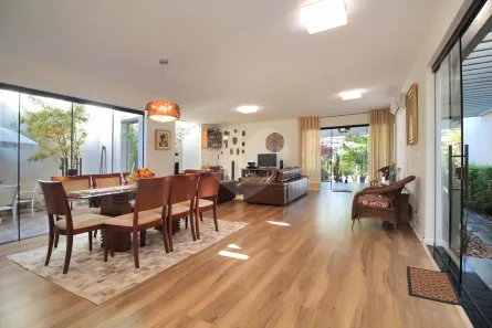 Casa com 3 Quartos à venda, 220m² no Campo Belo, São Paulo