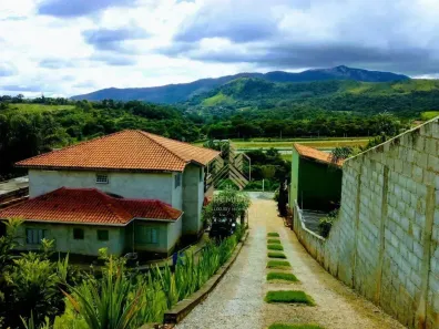 Fazenda/Sítio com 2 Quartos à venda, 300m² no Jardim Estância Brasil, Atibaia