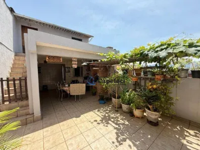 Sobrado com 4 Quartos à venda, 232m² no Vila Cruz das Almas, São Paulo