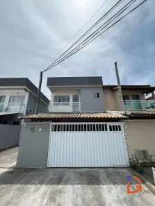 Casa com 2 Quartos para alugar, 89m² no Loteamento Extensão do Serramar, Rio das Ostras