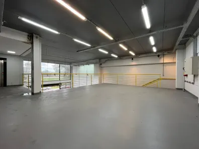 Prédio Comercial para alugar, 451m² no Nossa Senhora das Graças, Canoas