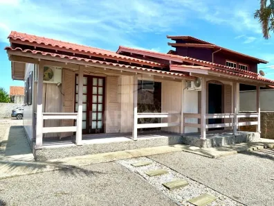 Casa com 3 Quartos à venda, 119m² no Oficinas, Tubarão