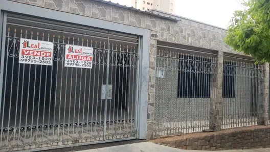 Casa com 3 Quartos à venda, 197m² no Vila Nova, Presidente Prudente