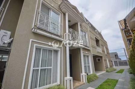 Sobrado com 5 Quartos à venda, 220m² no Boqueirão, Curitiba