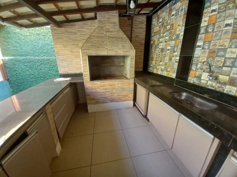 Casa com 5 quartos — Dona Clara, Belo Horizonte