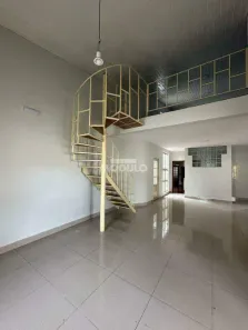 Casa com 4 Quartos para alugar, 180m² no Santa Mônica, Uberlândia