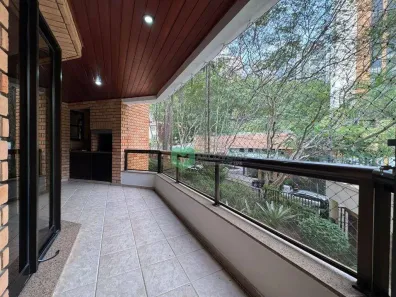 Apartamento com 4 Quartos para alugar, 177m² no Sumarezinho, São Paulo