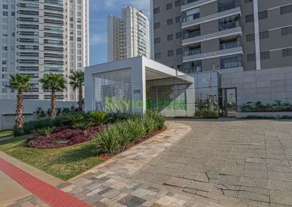 Apartamento com 2 Quartos para alugar, 83m² no Zona 08, Maringá
