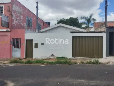Casa com 2 Quartos para alugar, 85m² no Presidente Roosevelt, Uberlândia
