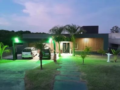 Casa de Condomínio com 3 Quartos à venda, 250m² no Micai, Salto