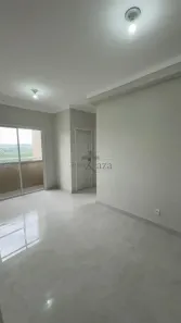 Apartamento com 2 Quartos para alugar, 43m² no Jardim Jacinto, Jacareí