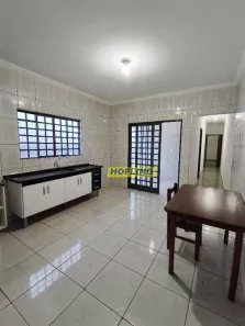 Casa com 2 Quartos para alugar, 100m² no Jardim Cherveson, Rio Claro